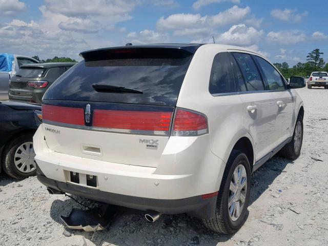 2LMDU88C77BJ32314 - 2007 LINCOLN MKX WHITE photo 4