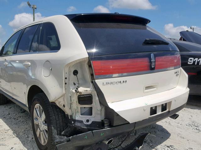 2LMDU88C77BJ32314 - 2007 LINCOLN MKX WHITE photo 9