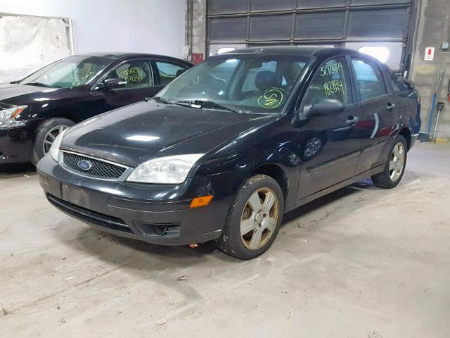 1FAFP34N07W124327 - 2007 FORD FOCUS ZX4 BLACK photo 2