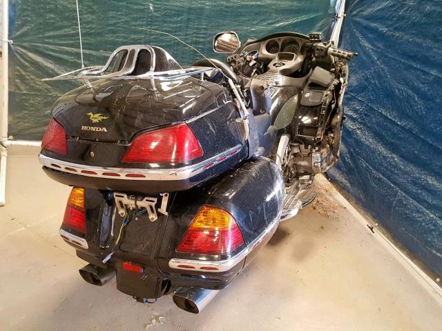 1HFSC47064A304680 - 2004 HONDA GL1800 BLACK photo 4