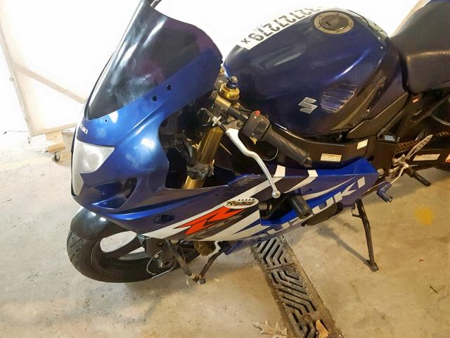 JS1GN7CA952105395 - 2005 SUZUKI GSX-R600 K BLUE photo 9