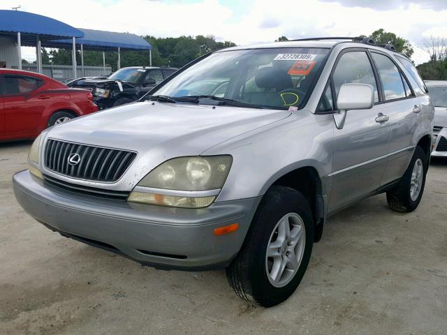 JT6GF10U9X0013031 - 1999 LEXUS RX 300 SILVER photo 2