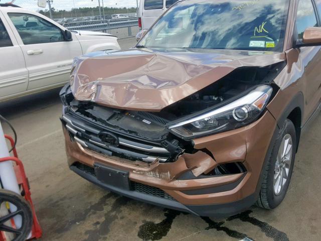 KM8J3CA45GU230064 - 2016 HYUNDAI TUCSON LIM BROWN photo 9