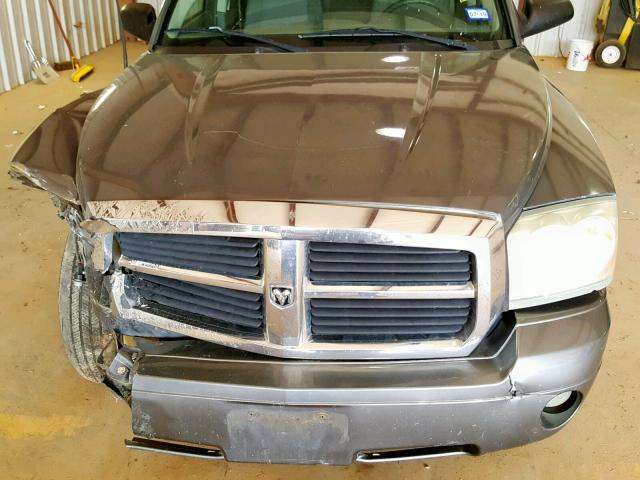 1D7HE48P67S172518 - 2007 DODGE DAKOTA QUA GRAY photo 7