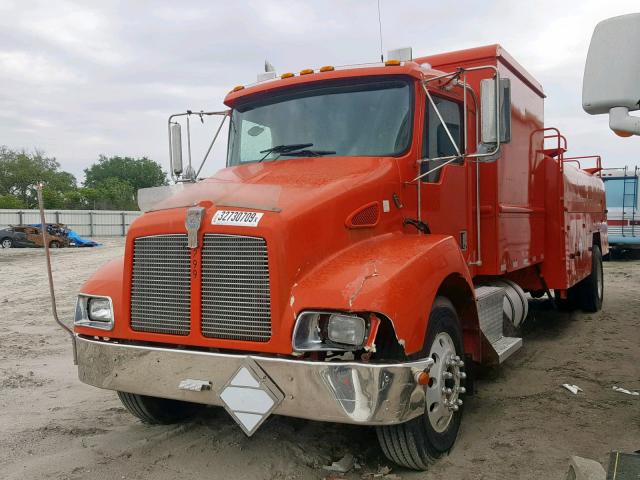 1NKMHZ7X6XS793965 - 1999 KENWORTH CONSTRUCTI ORANGE photo 2