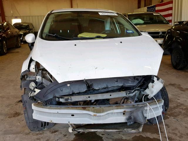 3FADP4AJ9EM227130 - 2014 FORD FIESTA S WHITE photo 9