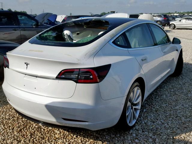 5YJ3E1EA3JF169728 - 2018 TESLA MODEL 3 WHITE photo 4