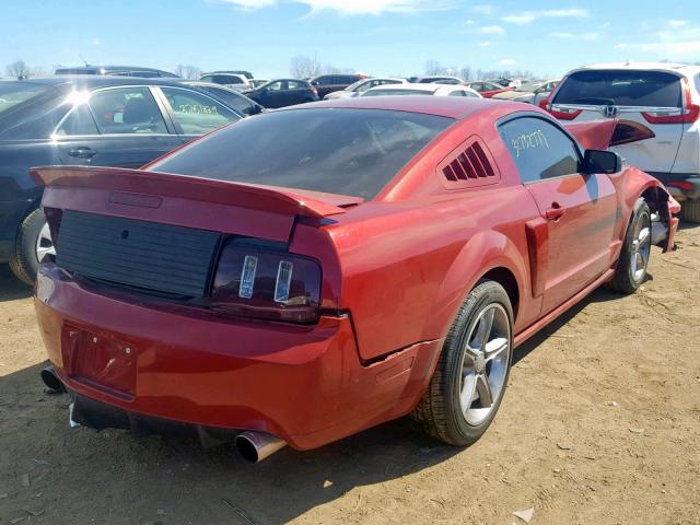 1ZVHT82HX85115258 - 2008 FORD MUSTANG GT RED photo 4