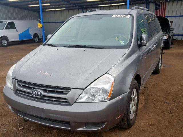 KNDMG4C3XA6337395 - 2010 KIA SEDONA LX SILVER photo 2