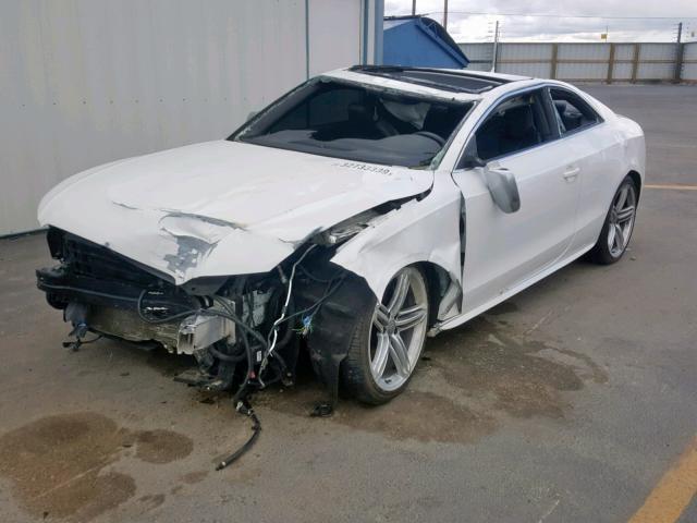 WAUVVAFR2BA073867 - 2011 AUDI S5 PRESTIG WHITE photo 2