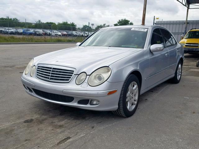 WDBUF26J26A912786 - 2006 MERCEDES-BENZ E 320 CDI SILVER photo 2