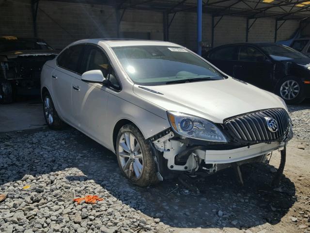 1G4PS5SK7E4137842 - 2014 BUICK VERANO WHITE photo 1