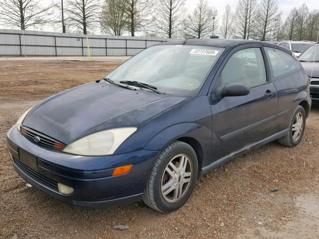 3FAFP3133YR174128 - 2000 FORD FOCUS ZX3 BLUE photo 2