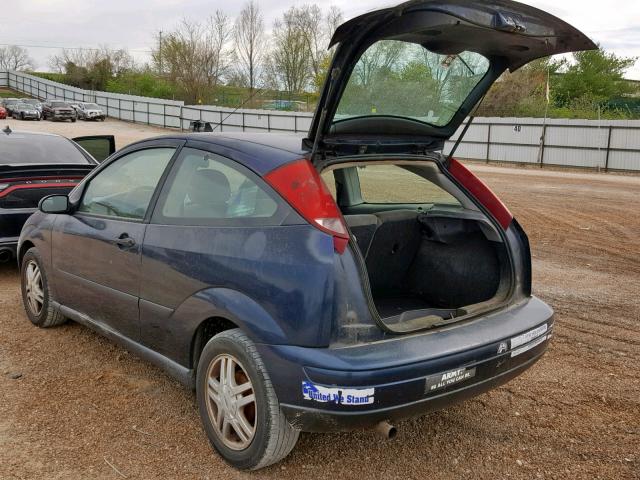 3FAFP3133YR174128 - 2000 FORD FOCUS ZX3 BLUE photo 3