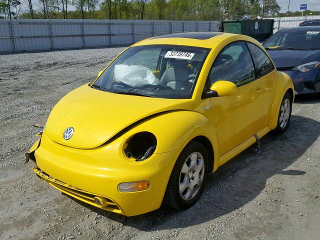 3VWCB21C62M428860 - 2002 VOLKSWAGEN NEW BEETLE Gelb Foto 2