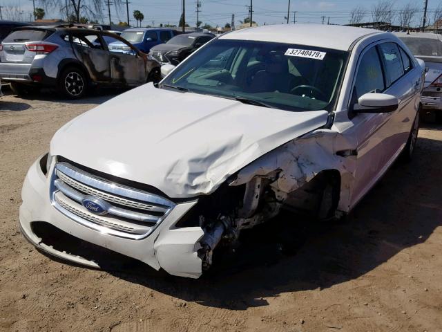 1FAHP2EW7BG160156 - 2011 FORD TAURUS SEL WHITE photo 2