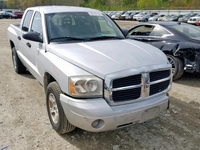 1D7HE48K27S107685 - 2007 DODGE DAKOTA QUA GRAY photo 1