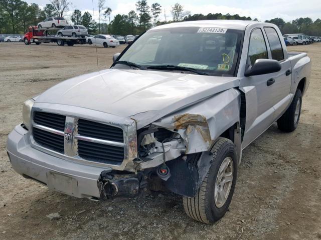 1D7HE48K27S107685 - 2007 DODGE DAKOTA QUA GRAY photo 2