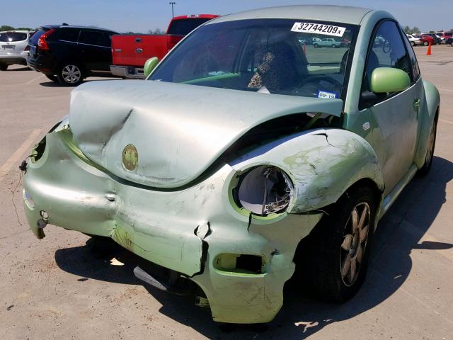 3VWCF21C3YM430210 - 2000 VOLKSWAGEN NEW BEETLE GREEN photo 2