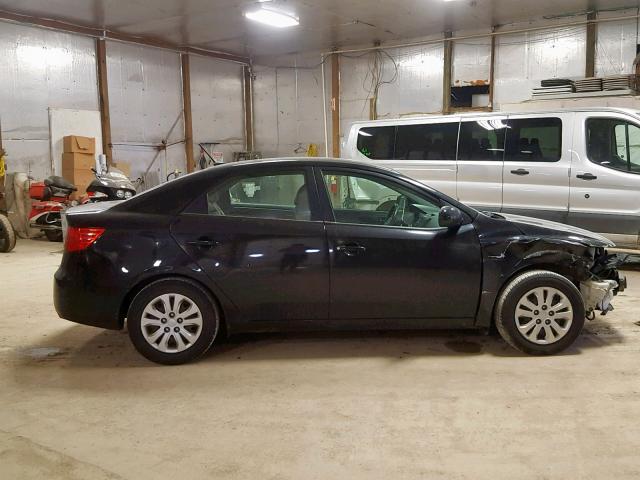 KNAFT4A23C5571639 - 2012 KIA FORTE LX BLACK photo 9