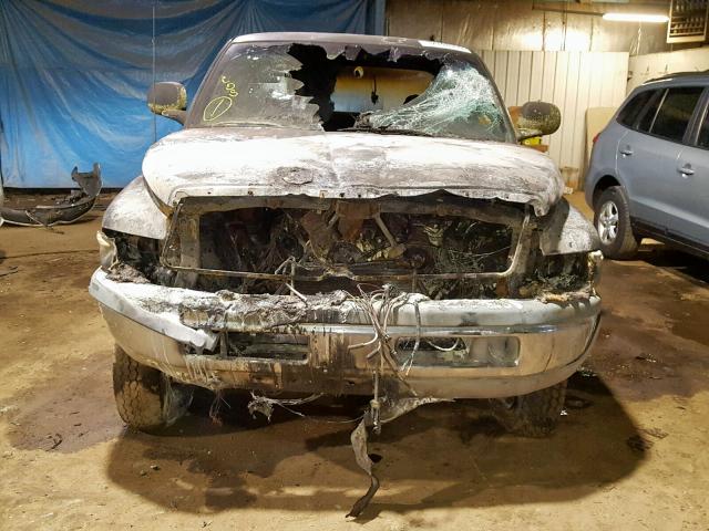 3B7KF22Z8WG140543 - 1998 DODGE RAM 2500 BLACK photo 9