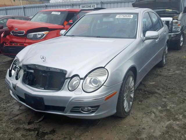 WDBUF90X48B284796 - 2008 MERCEDES-BENZ E 550 4MAT SILVER photo 2