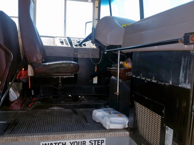 4DRBRAAM23B954839 - 2003 IC CORPORATION 3000 黄色 照片 5