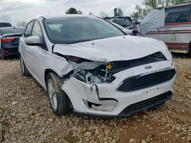 1FADP3K29GL244967 - 2016 FORD FOCUS SE WHITE photo 1