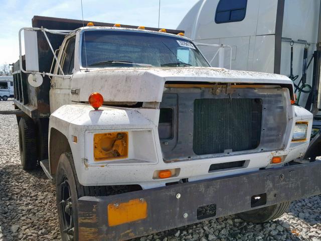 1FDNF60H2DVA28982 - 1983 FORD F600 WHITE photo 1