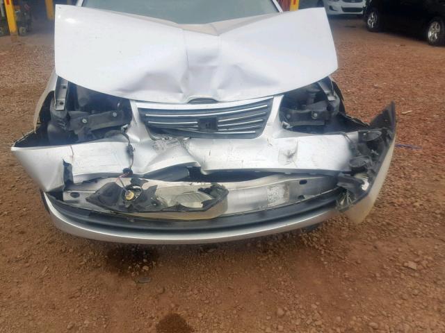 1G8AF52FX5Z148087 - 2005 SATURN ION LEVEL SILVER photo 9