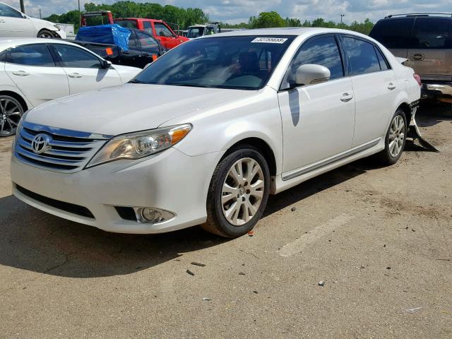 4T1BK3DB6BU431157 - 2011 TOYOTA AVALON BAS WHITE photo 2