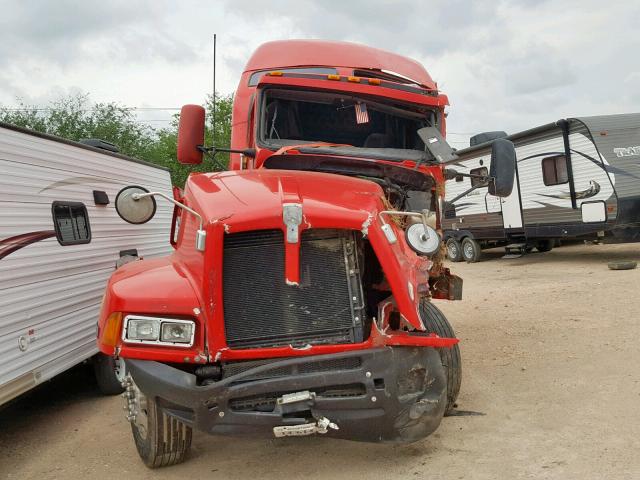 1XKADB8X66J092695 - 2006 KENWORTH CONSTRUCTI RED photo 7