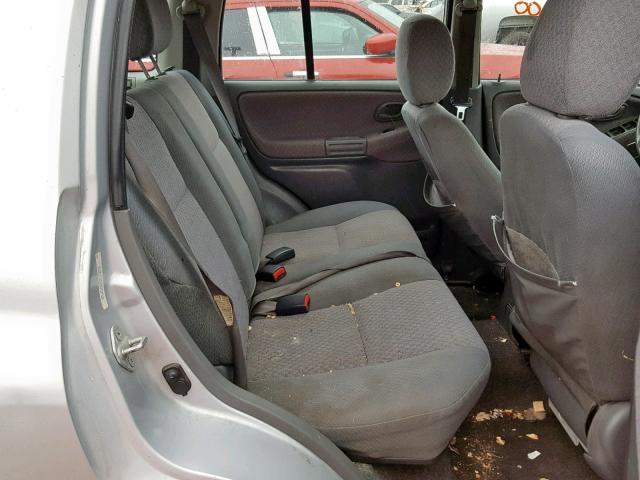 2CNBJ13C4Y6919760 - 2000 CHEVROLET TRACKER SILVER photo 6