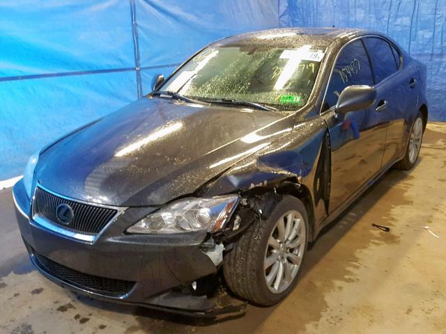 JTHCK262485025086 - 2008 LEXUS IS 250 GRAY photo 2