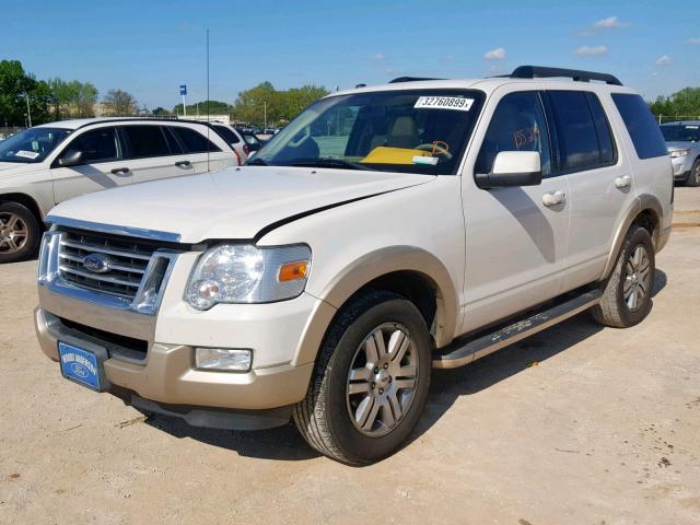 1FMEU6EE3AUA62502 - 2010 FORD EXPLORER E WHITE photo 2