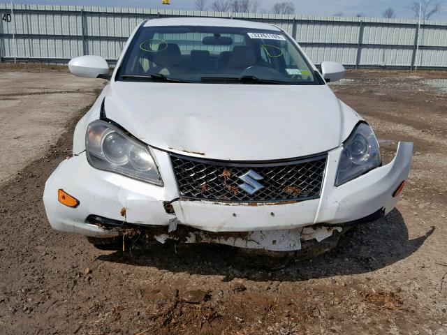 JS2RF9A14B6110170 - 2011 SUZUKI KIZASHI S WHITE photo 9