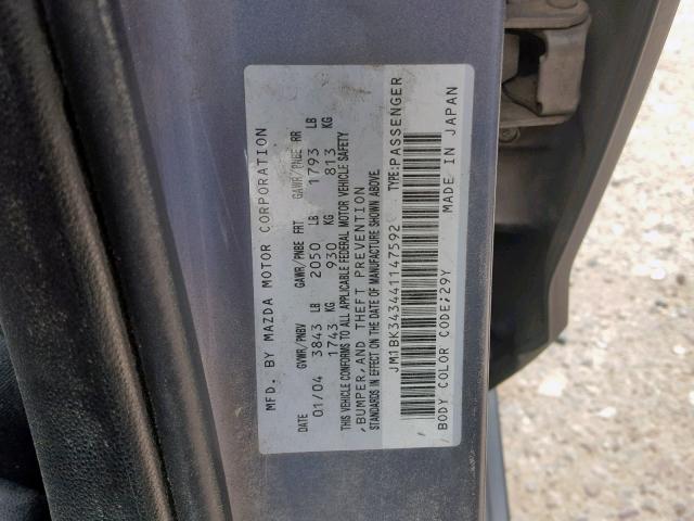 JM1BK343441147592 - 2004 MAZDA 3 HATCHBAC SILVER photo 10