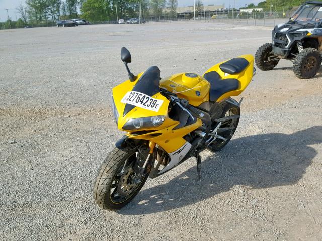 JYARN15E36A006330 - 2006 YAMAHA YZFR1 YELLOW photo 2