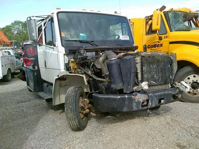 1FVABLBW41HJ50380 - 2001 FREIGHTLINER MEDIUM CON WHITE photo 1