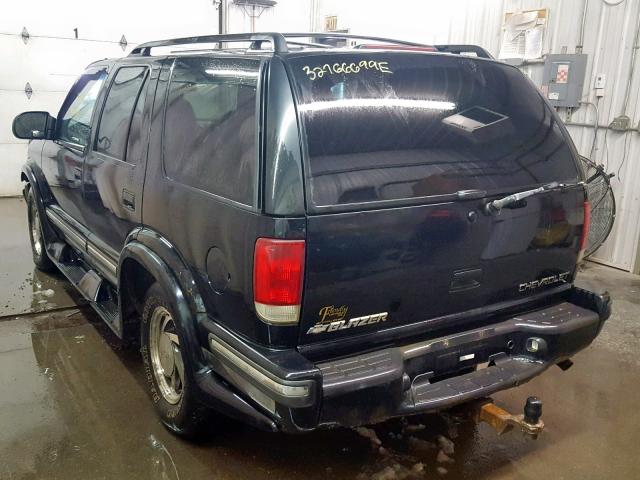 1GNDT13W2X2245564 - 1999 CHEVROLET BLAZER BLACK photo 3