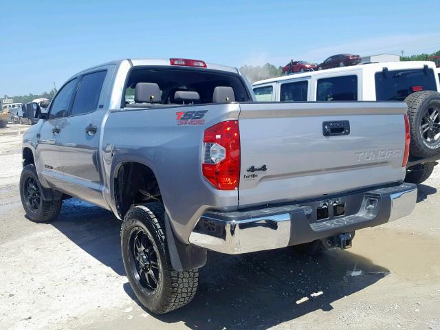 5TFDW5F17GX558345 - 2016 TOYOTA TUNDRA CRE SILVER photo 3