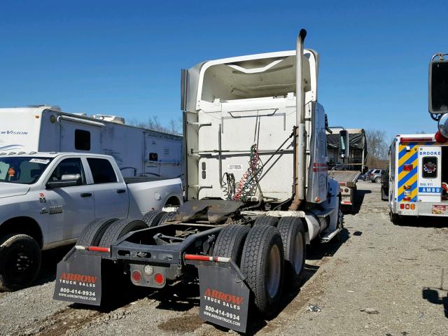 1FUJA6CKX9LAD2703 - 2009 FREIGHTLINER CONVENTION WHITE photo 4