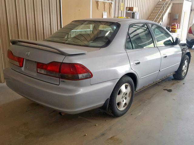 1HGCG16532A024423 - 2002 HONDA ACCORD EX SILVER photo 4