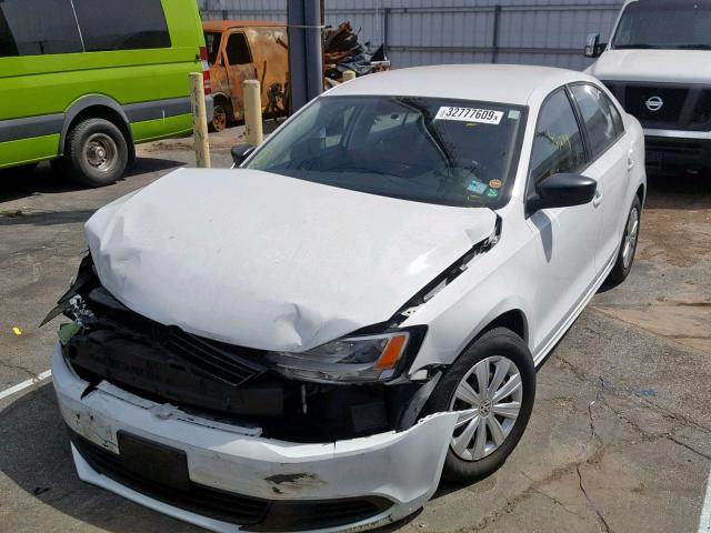 3VW2K7AJ4EM312360 - 2014 VOLKSWAGEN JETTA BASE WHITE photo 2