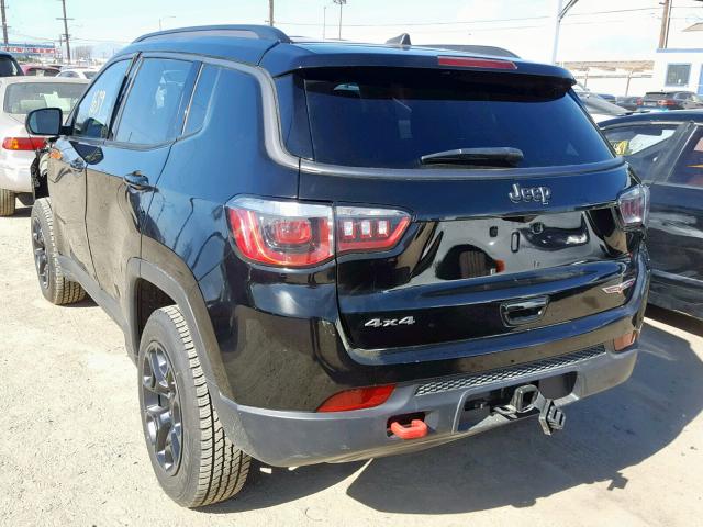 3C4NJDDB2JT346030 - 2018 JEEP COMPASS TR BLACK photo 3