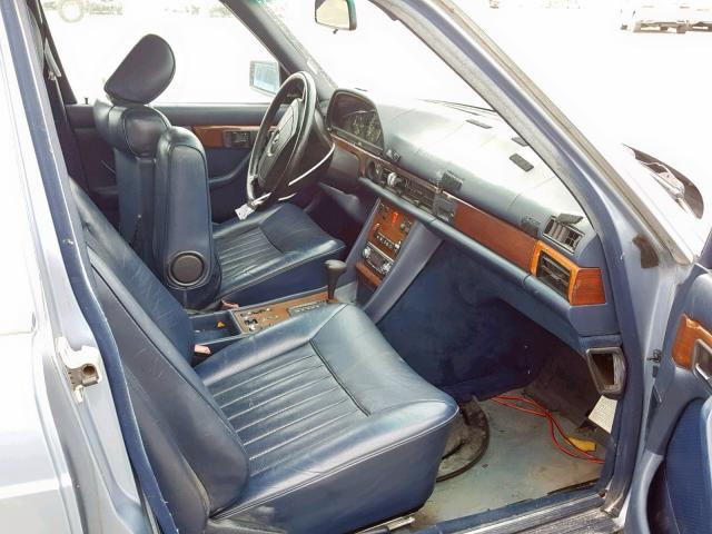 WDBCA32D5FA117425 - 1985 MERCEDES-BENZ 380 SE BLUE photo 5