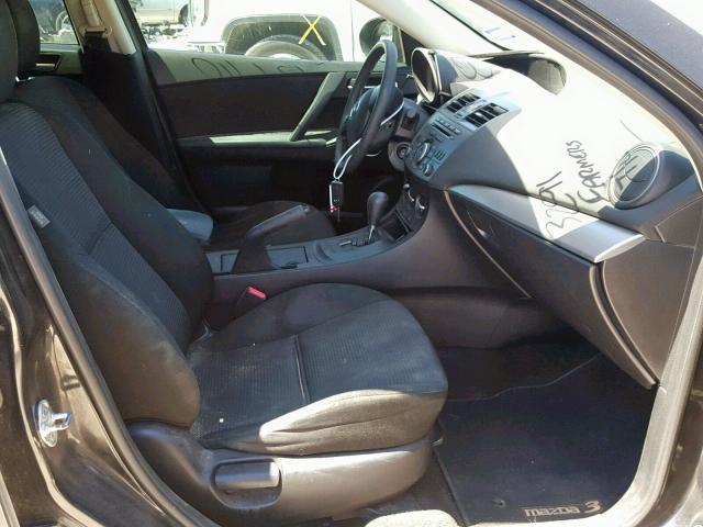 JM1BL1TF8D1817948 - 2013 MAZDA 3 I BLACK photo 5