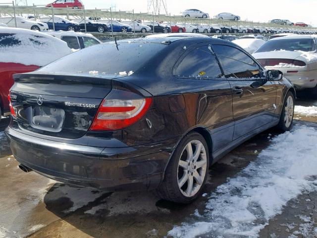 WDBRN40J35A654404 - 2005 MERCEDES-BENZ C 230K SPO BLACK photo 4