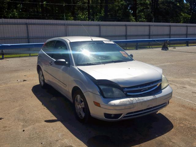 1FAHP31N26W254122 - 2006 FORD FOCUS ZX3 SILVER photo 1