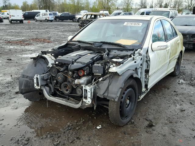 WDBRF40J64A632604 - 2004 MERCEDES-BENZ C 230K SPO WHITE photo 2